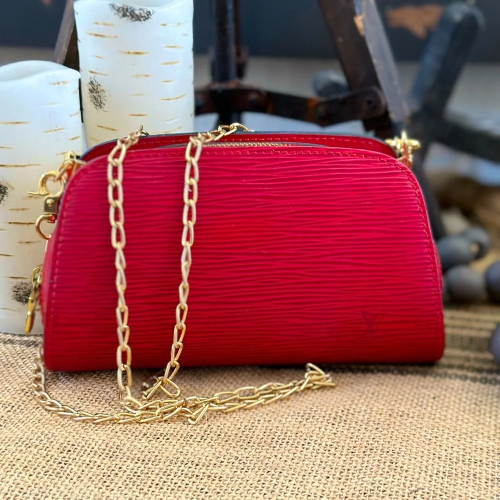 Louis Vuitton Epi Douphine Leather Cosmetics Pouch Purse
